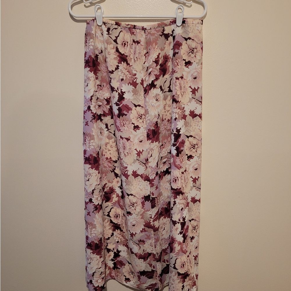 NWT Judith Hart Pink Floral‎ Print Women's Skirt